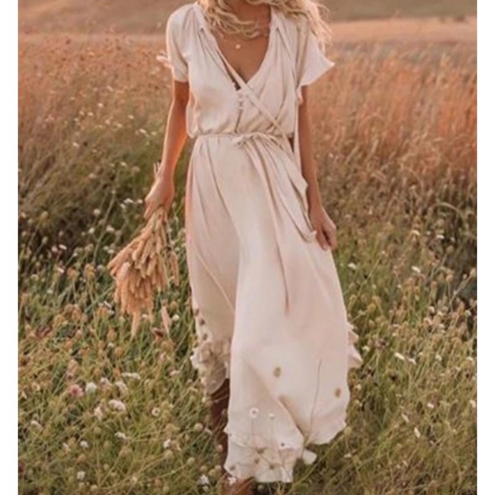 Beige grill sleeve summer maxi dress